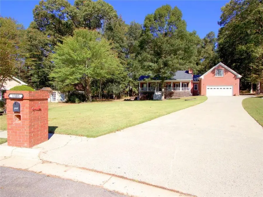 1305 Fontainebleau Court Ne, Lawrenceville, GA 30043 - #3
