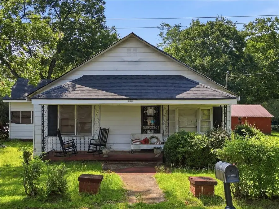 272 N Dogwood Avenue, Social Circle, GA 30025 - #2