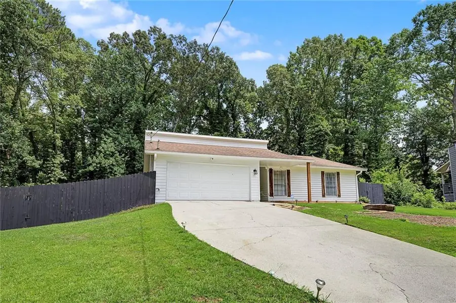 10 Saratoga Drive, Lawrenceville, GA 30044 - #3
