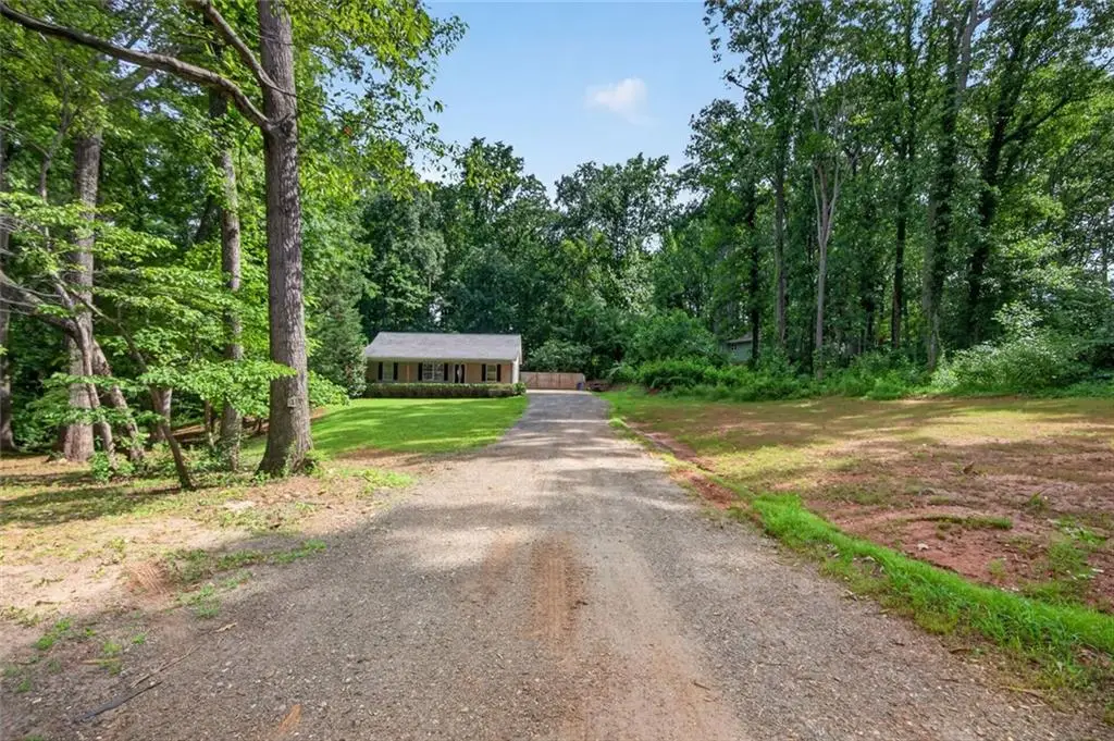 180 Mccready Drive Drive, Dallas, GA 30157 - #1