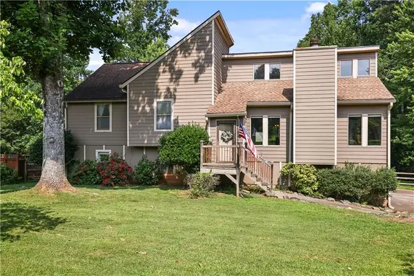 4781 Silverberry Lane Nw, Acworth, GA 30102
