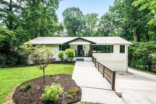 2071 Luxuria Court, Tucker, GA 30084