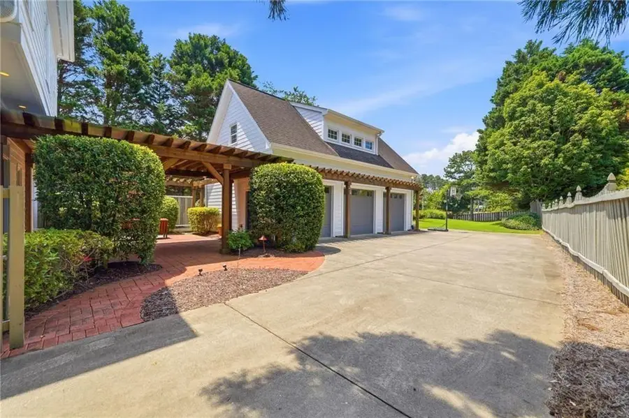 3901 Hazelhurst Drive, Marietta, GA 30066 - #2