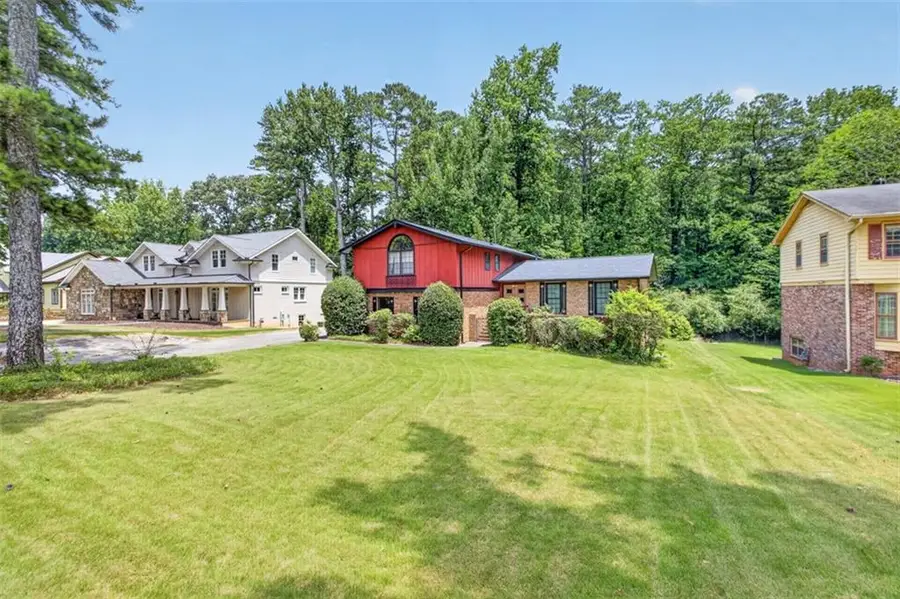 5223 Chamblee Dunwoody Road, Dunwoody, GA 30338 - #3