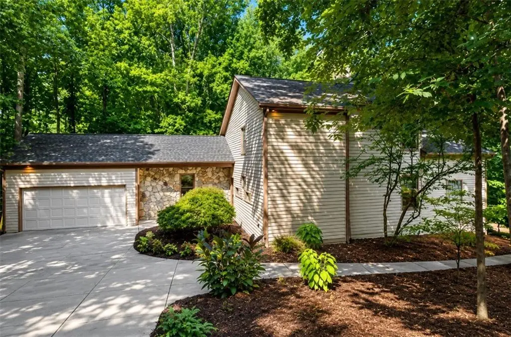 8760 S Mount Drive, Alpharetta, GA 30022 - #1