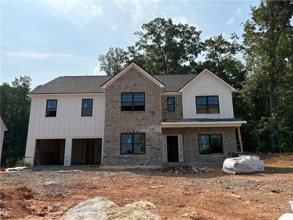 4684 Cooling Water Circle Sw, Powder Springs, GA 30127