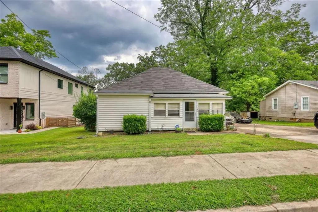 250 Bona Rd, Buford, GA 30518 - #1