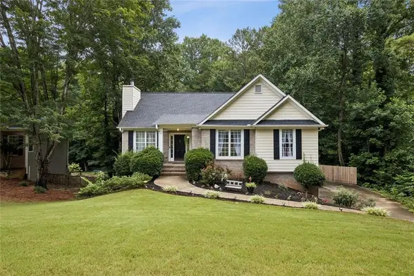 1889 Gray Gables Way Ne, Buford, GA 30519