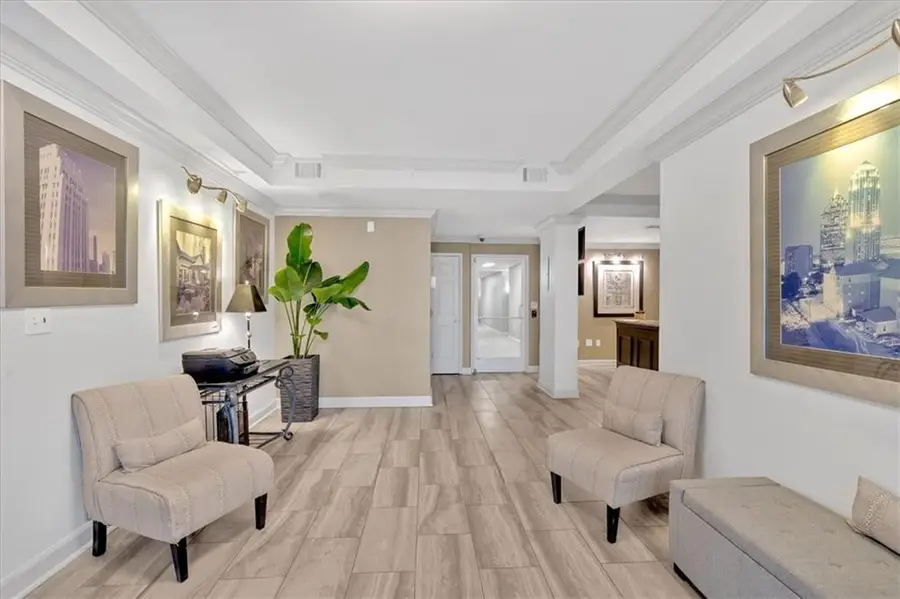 1075 Peachtree Walk Ne #A206, Atlanta, GA 30309 - #2