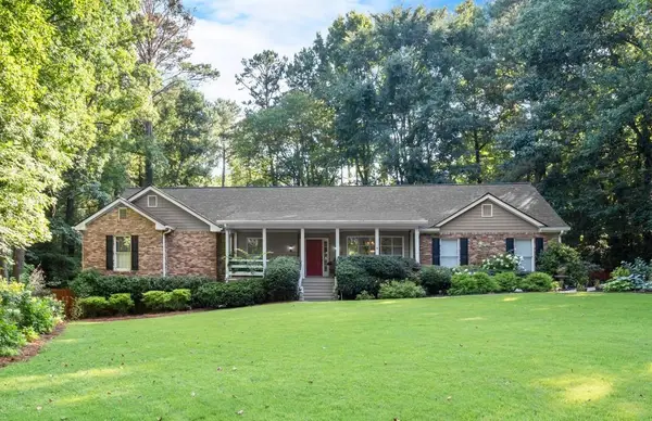 5935 Hammersmith Road, Stone Mountain, GA 30087