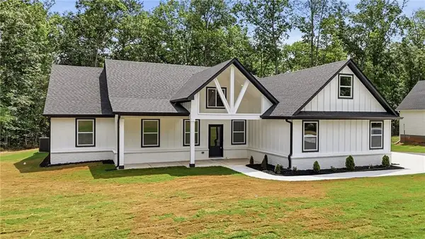 1020 Oakridge Drive, Griffin, GA 30223