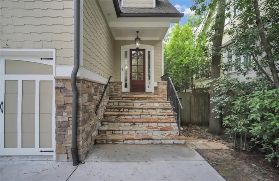 1041 Pine Grove Avenue Ne, Atlanta, GA 30319 - #2