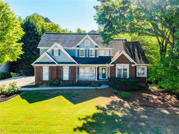 185 Amberbrook Circle, Grayson, GA 30017