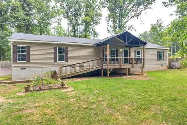 81 Jarrett Lane, Gillsville, GA 30543