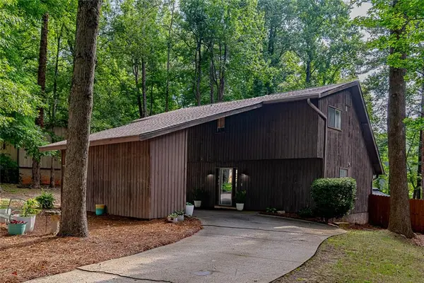 552 Edgefield Drive, Stone Mountain, GA 30087