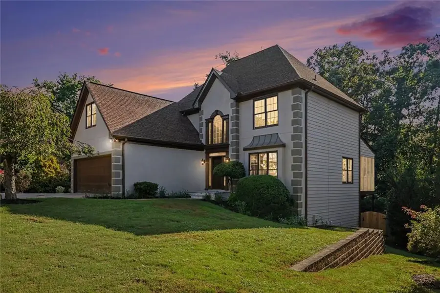 900 Secret Cove Drive, Sugar Hill, GA 30518 - #2