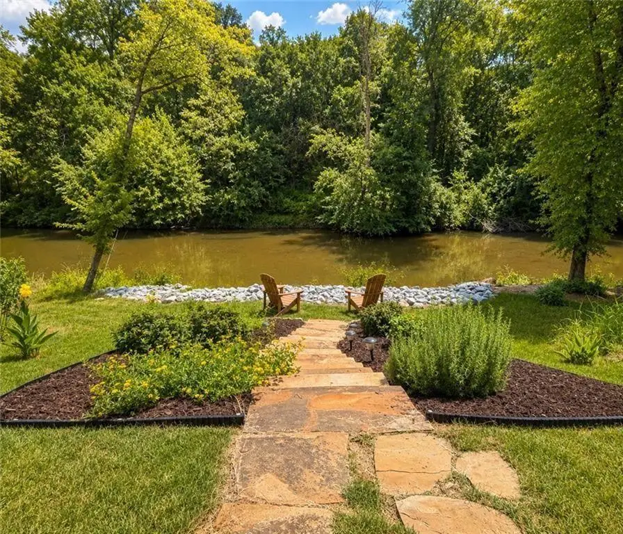 105 Chase Lane, Forsyth, GA 31029 - #2