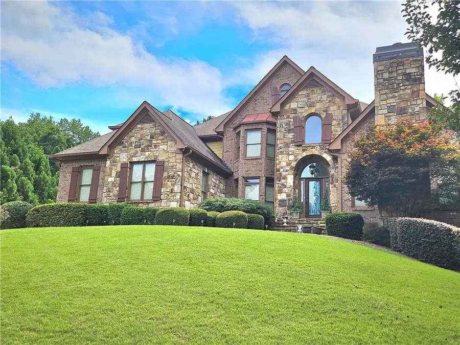 930 Chateau Forest Road, Hoschton, GA 30548 - #2