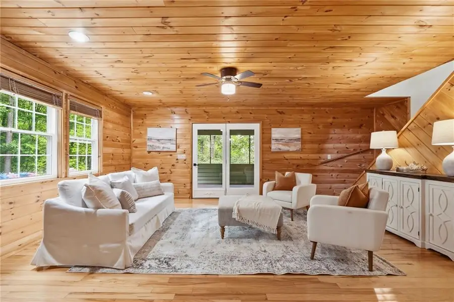 946 Laurel Circle, Blue Ridge, GA 30513 - #2