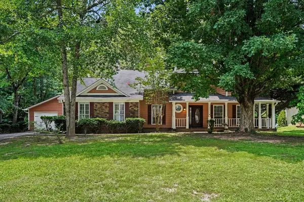 10035 Point View Drive, Jonesboro, GA 30238