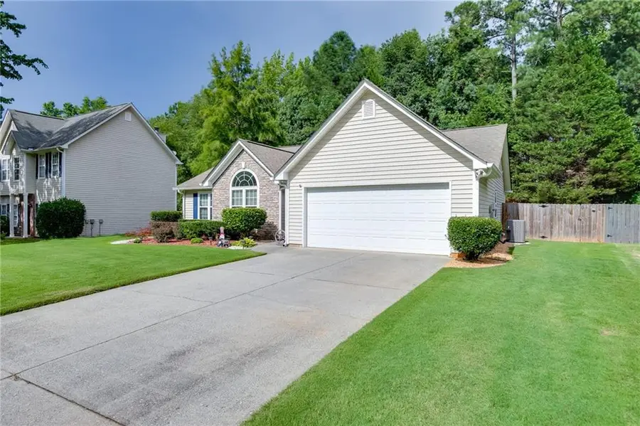 558 Bellingham Drive, Sugar Hill, GA 30518 - #3