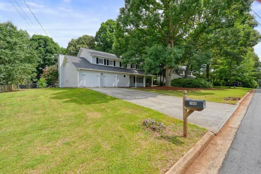 1695 Ridgeway Drive, Lawrenceville, GA 30044 - #3