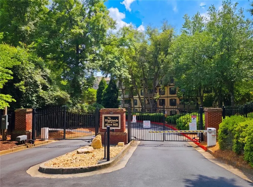 1106 Highland Bluff Drive Se #106, Atlanta, GA 30339 - #1