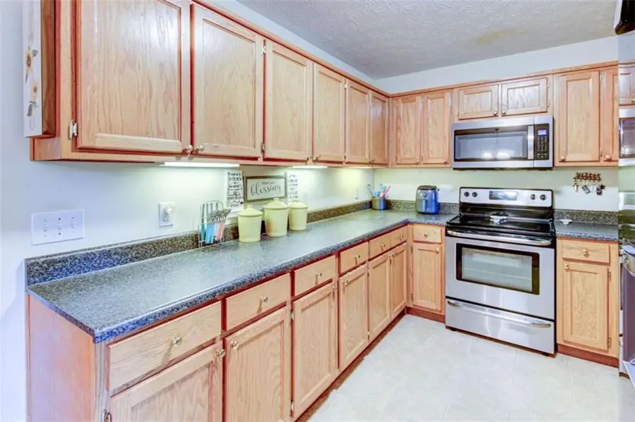 840 Folds Road, Carrollton, GA 30116 - #3