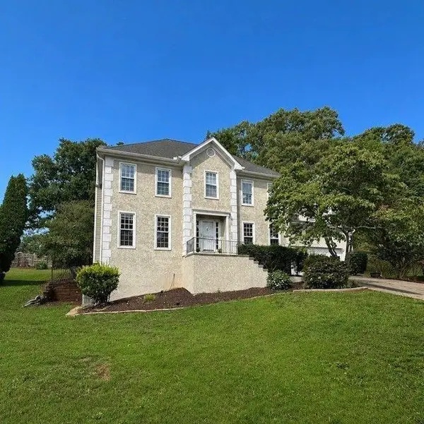 610 Adam Circle, Woodstock, GA 30188