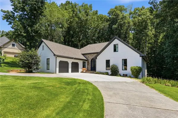 3325 Sweetwater Drive, Cumming, GA 30041