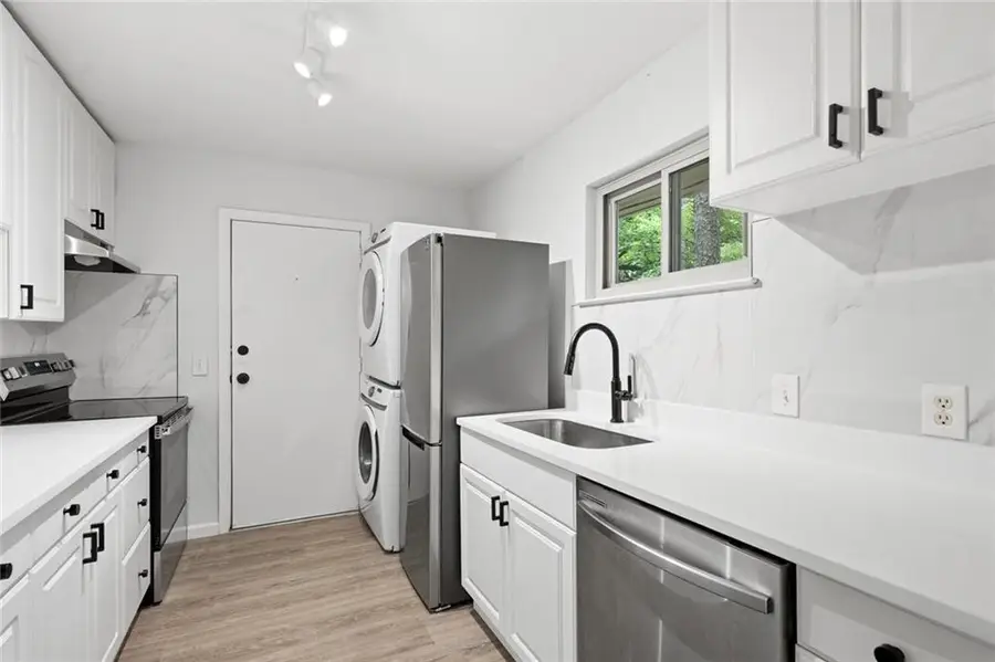 1111 Clairemont Avenue #B6, Decatur, GA 30030 - #2