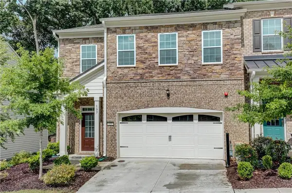 137 Holden Way, Woodstock, GA 30189