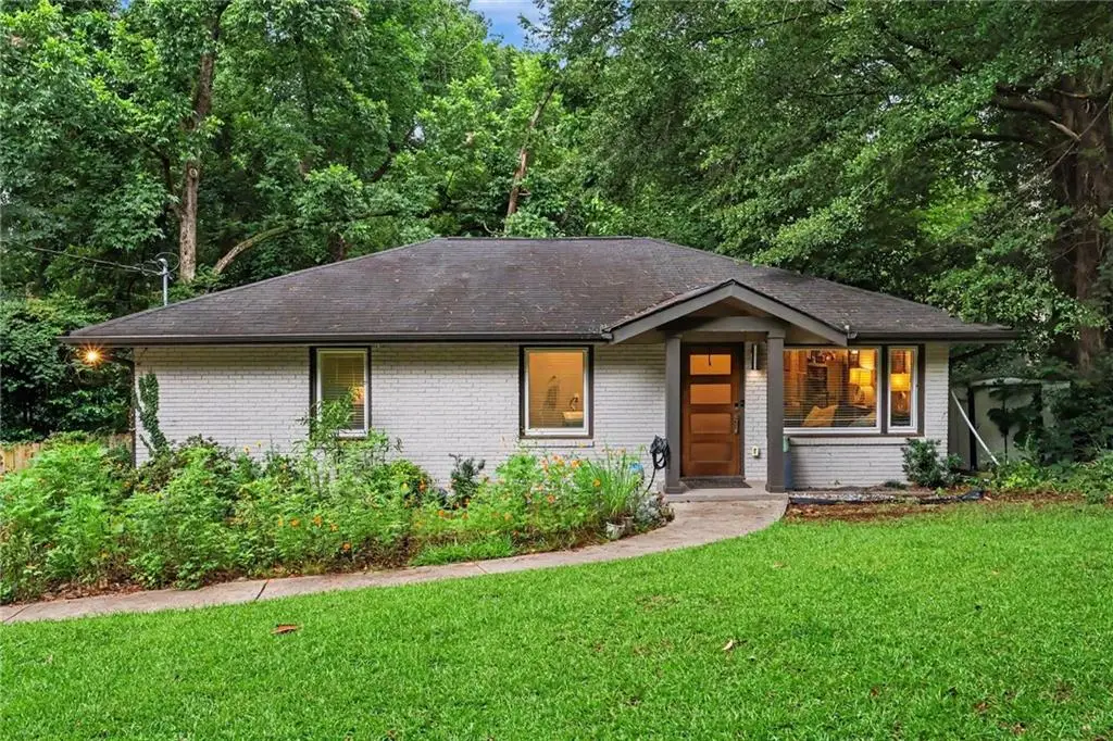 2041 E Lilac Lane, Decatur, GA 30032 - #1