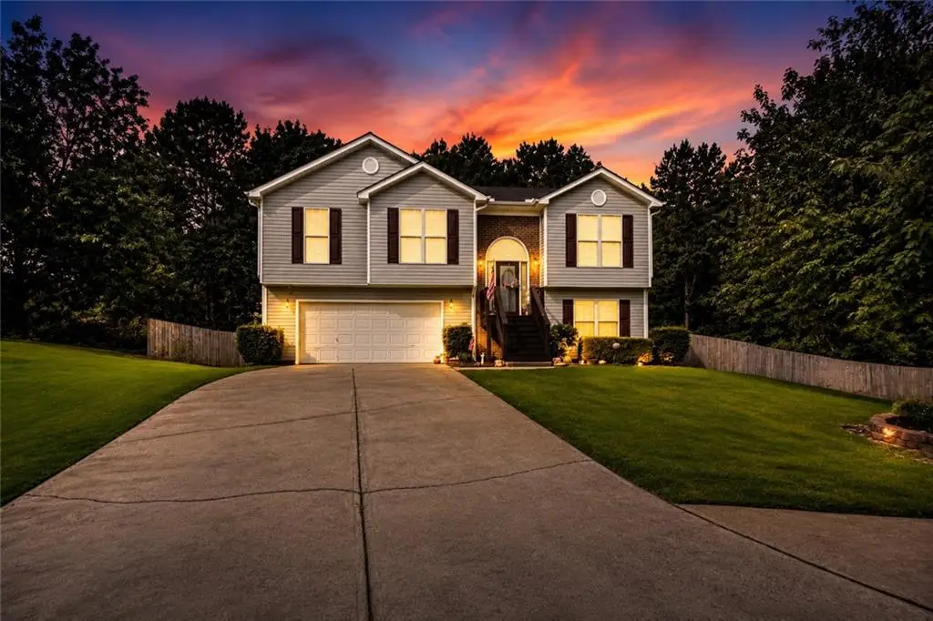 323 Natchez Circle, Winder, GA 30680 - #1