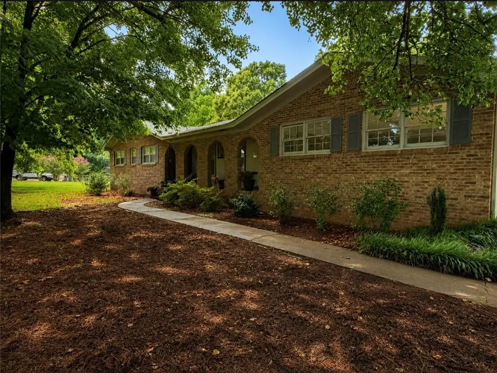 225 Pineridge Road, Bogart, GA 30622 - #1