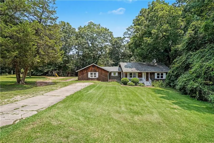 1422 Zebulon Road, Griffin, GA 30224 - #2