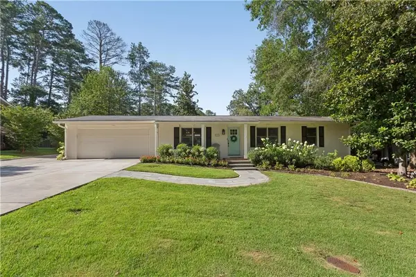 2558 Sunny Lane Se, Marietta, GA 30067