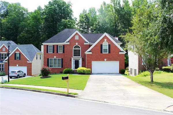 3884 Meandering Way Sw, Lilburn, GA 30047