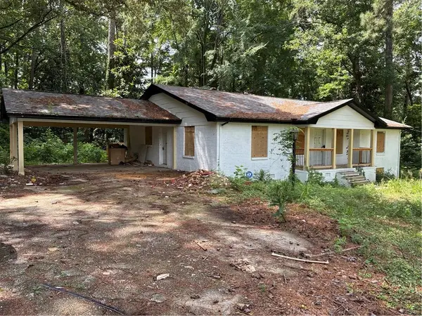 2386 Young Road, Stone Mountain, GA 30088
