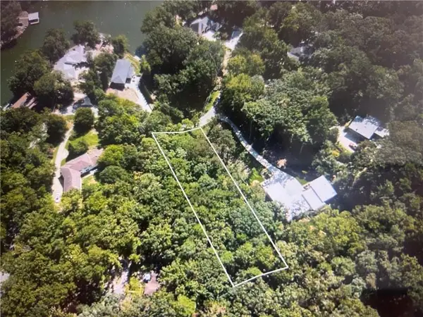 125 Lakeshore Drive, Duluth, GA 30096