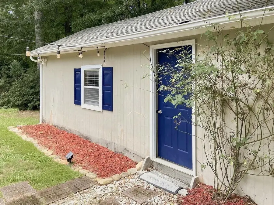 900 Willow Springs Court, Loganville, GA 30052 - #3