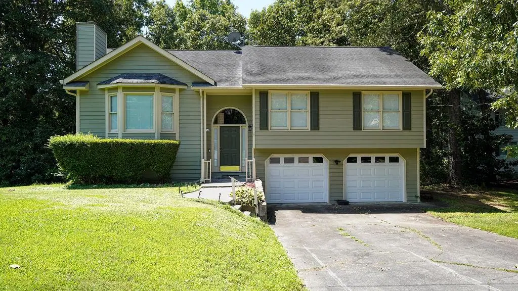 18 Azalea Drive Se, Cartersville, GA 30121 - #1