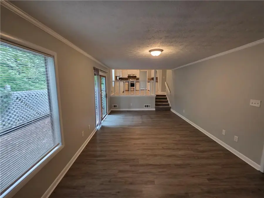 5085 Rock Glen Dr, Stone Mountain, GA 30088 - #3