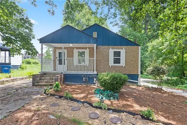 537 W Lake Avenue Nw, Atlanta, GA 30318