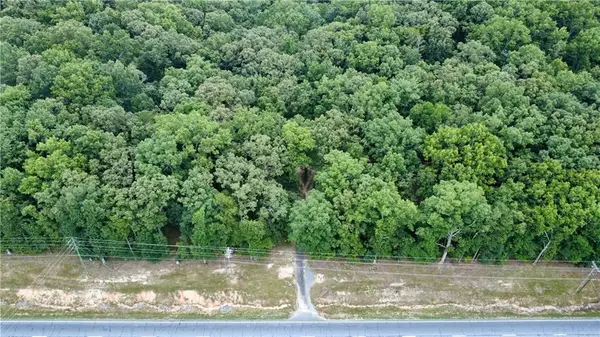 768 Knox Bridge Highway, White, GA 30184