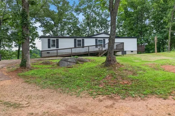 32 Wildflower Cove, Carrollton, GA 30116