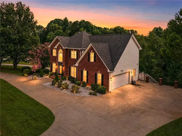 296 Cloudland Road, Dahlonega, GA 30533