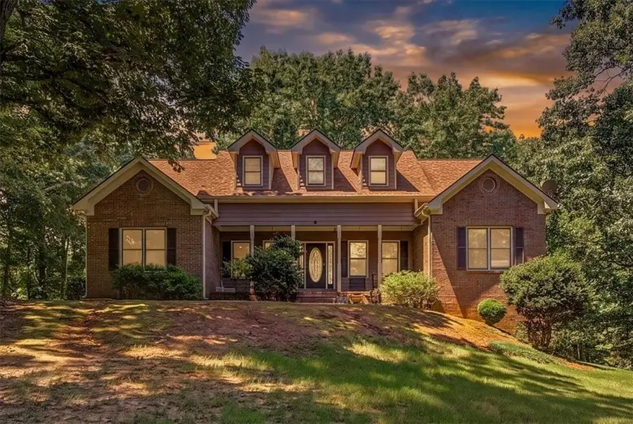 6431 Chestnut Hill Road, Flowery Branch, GA 30542 - #2