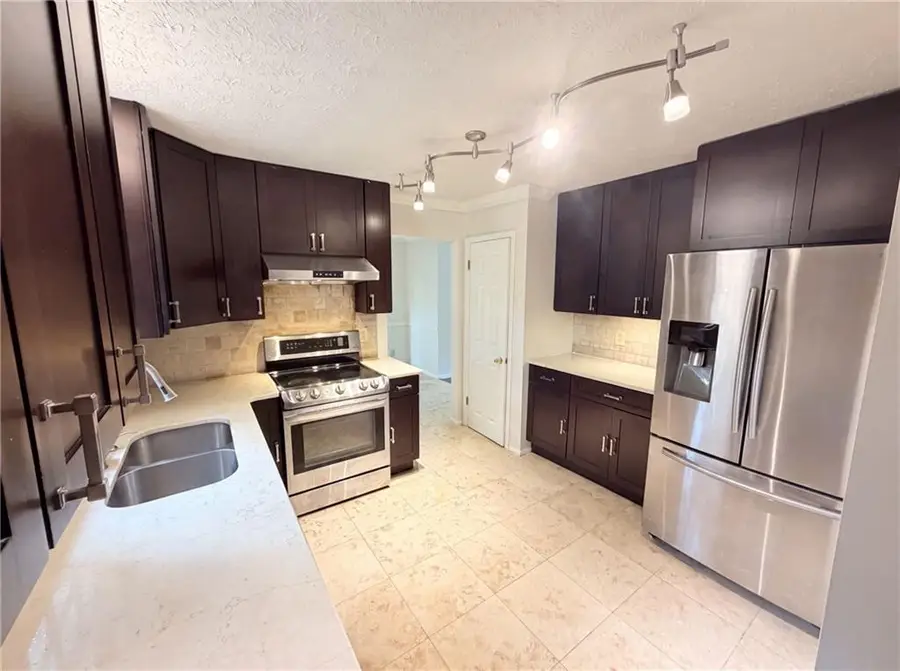 215 Arbour Run, Suwanee, GA 30024 - #2