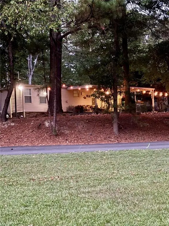 5400 Kings Camp C16 Road Se, Acworth, GA 30102